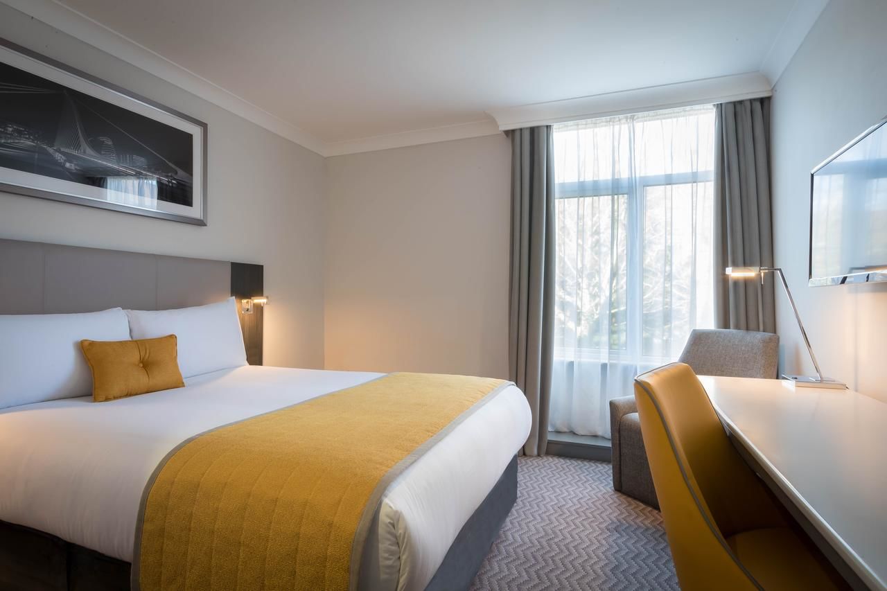 Отель Maldron Hotel Dublin Airport Клогран