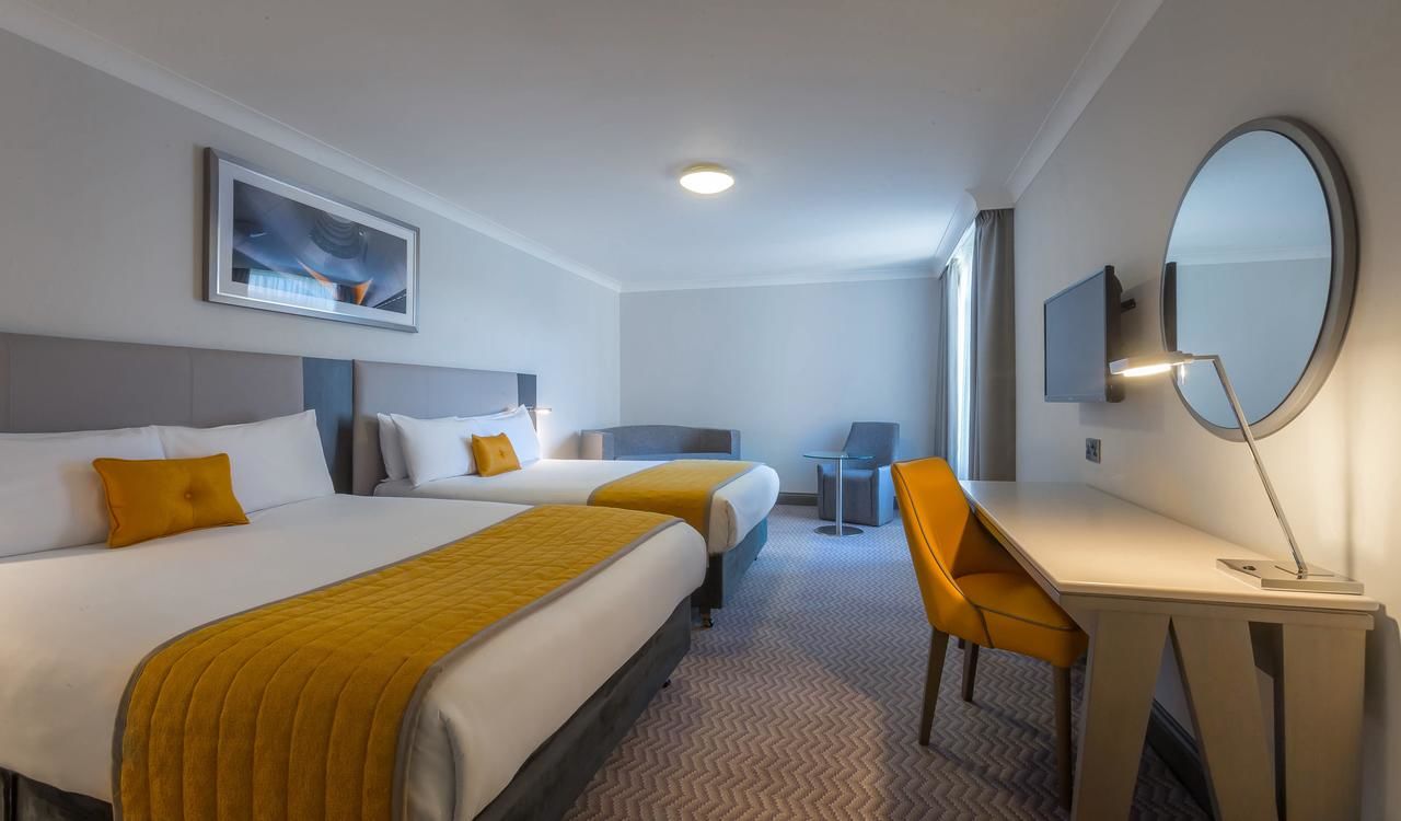 Отель Maldron Hotel Dublin Airport Клогран